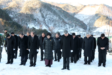 정선군 2013년 충혼탑 참배