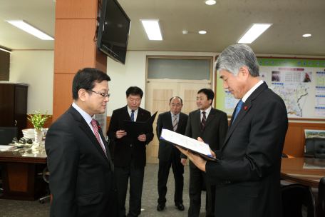 김선협 부군수 임용장 수여