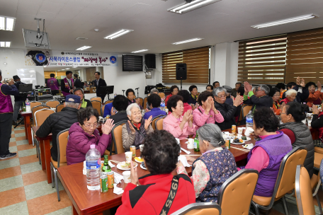 사북라이온스클럽 '사랑의 자장면 나눔' 봉사